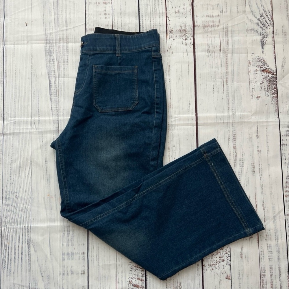 Women’s Wide Leg Cropped Jeans Size Medium